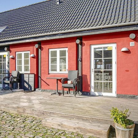 4 Person Holiday Home In AÅkirkeby Exterior foto